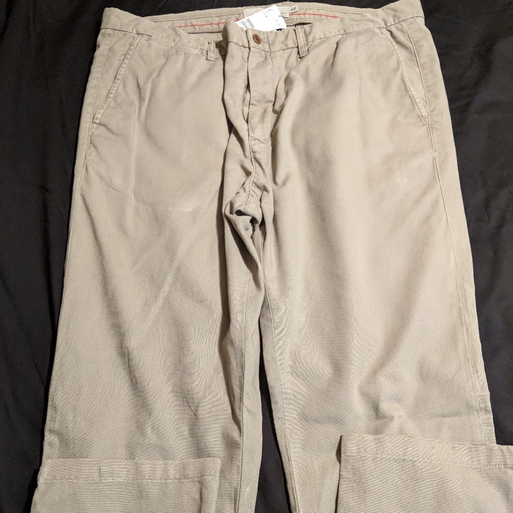 NWT H&M KHAKI MEN PANTS